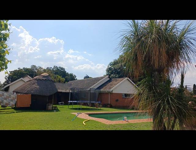 6 BEDROOM HOUSE FOR SALE IN CLAYVILLE